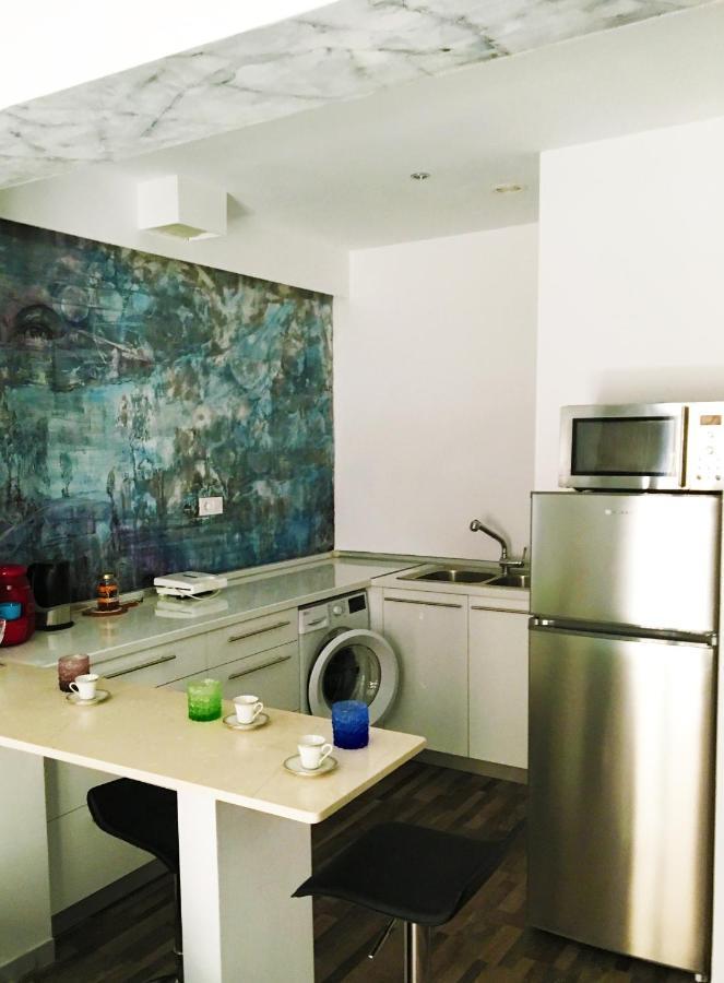 Apartment Center Piraeus Location Kastella Passalimani Port Eksteriør bilde