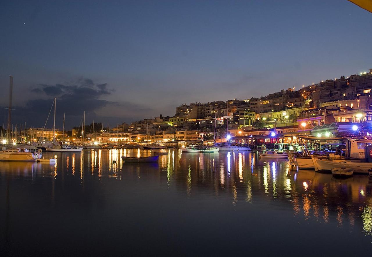 Apartment Center Piraeus Location Kastella Passalimani Port Eksteriør bilde