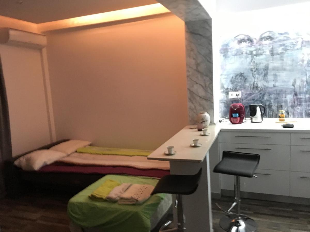 Apartment Center Piraeus Location Kastella Passalimani Port Eksteriør bilde