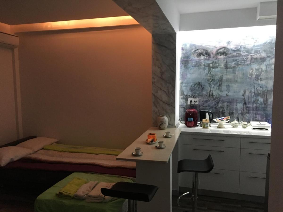 Apartment Center Piraeus Location Kastella Passalimani Port Eksteriør bilde