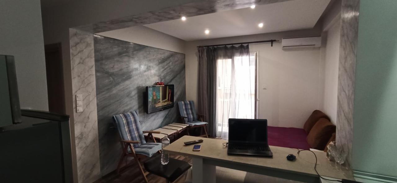 Apartment Center Piraeus Location Kastella Passalimani Port Eksteriør bilde