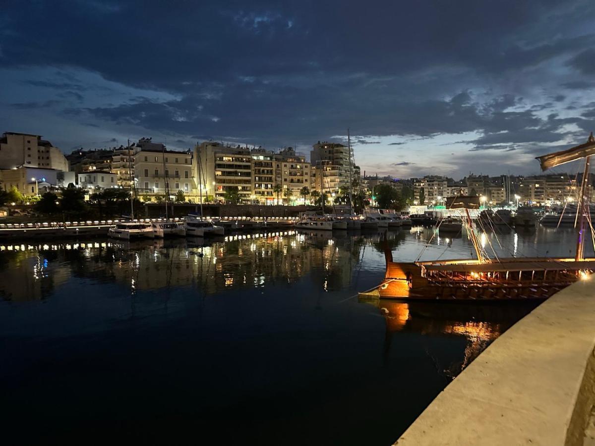 Apartment Center Piraeus Location Kastella Passalimani Port Eksteriør bilde