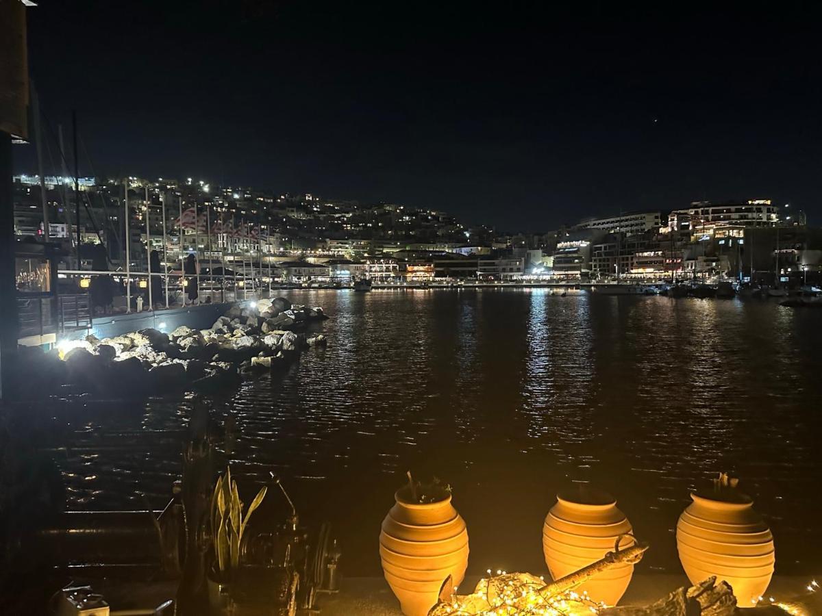 Apartment Center Piraeus Location Kastella Passalimani Port Eksteriør bilde