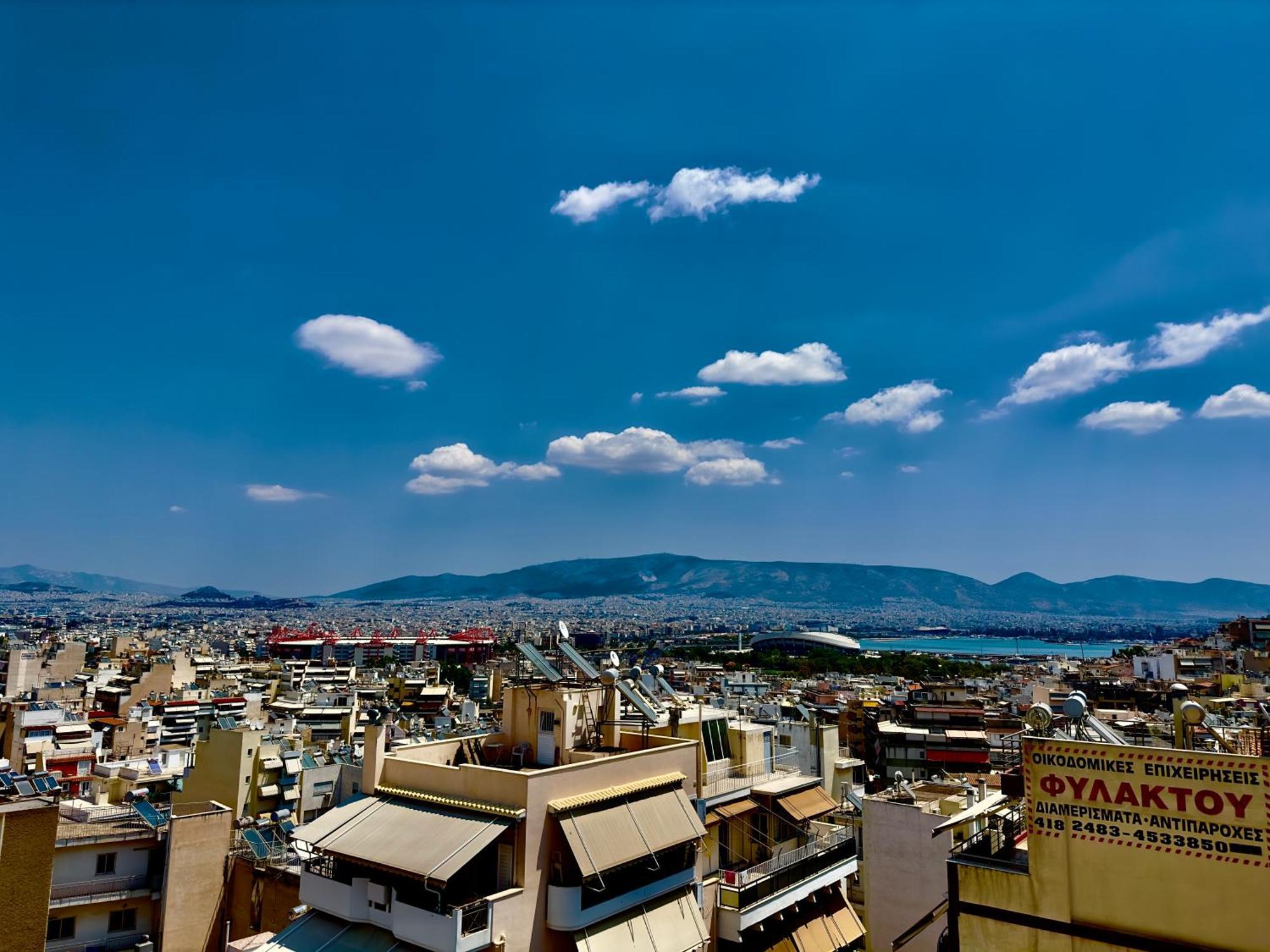 Apartment Center Piraeus Location Kastella Passalimani Port Eksteriør bilde